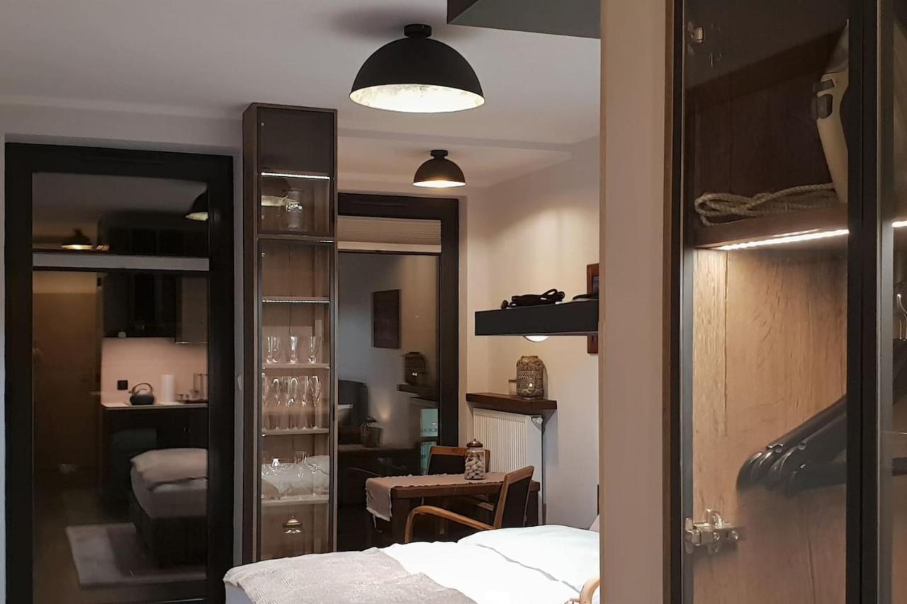 Boutique 108 - Old City, Luxury Apt. With A Garage Cracovia Exterior foto