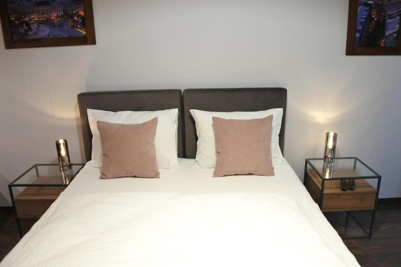 Boutique 108 - Old City, Luxury Apt. With A Garage Cracovia Exterior foto
